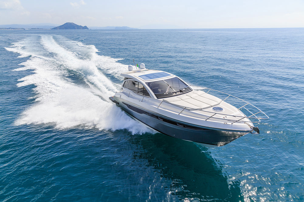 5 Must-know Tips for Purchasing Repossessed Boats