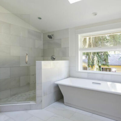 3 tips to consider before installing a walk-in tub shower