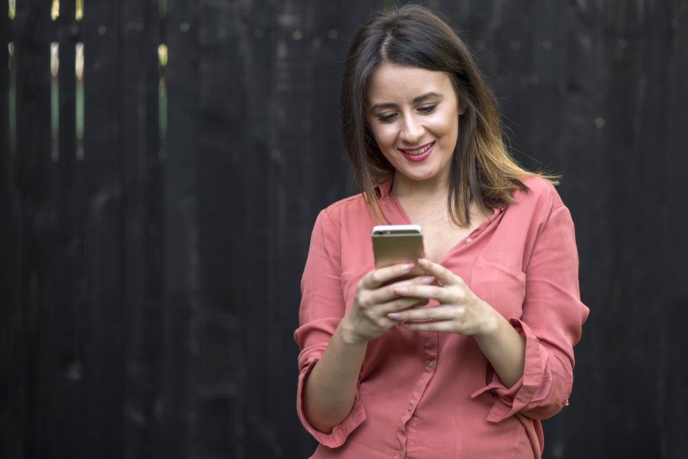 Here’s What You Should Know About Business Phones For Small Businesses