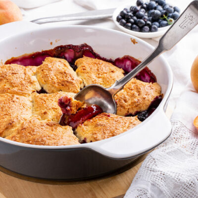 Peach Cobbler Recipe – Main Ingredients and Variations